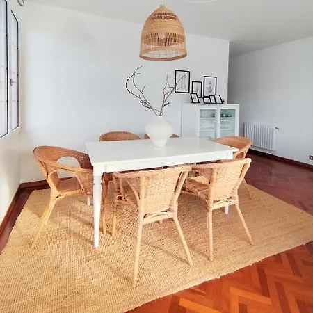 Daire Sobre La Ria Viveiro