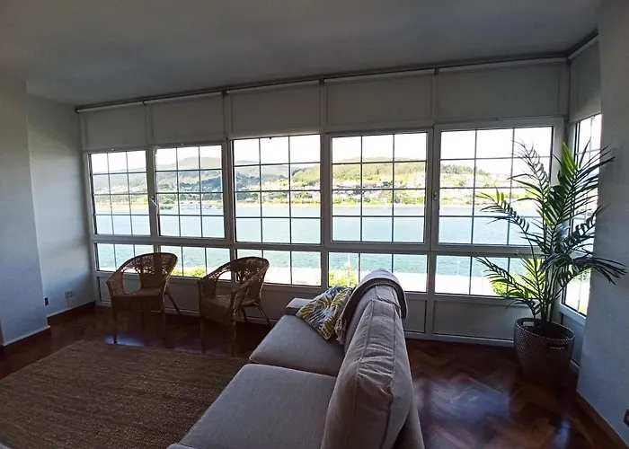 Sobre La Ria Apartament *